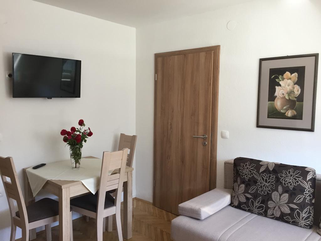 קרנייסקה גורה Apartmaji In Sobe Tina מראה חיצוני תמונה