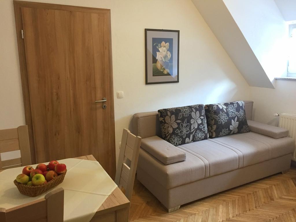 קרנייסקה גורה Apartmaji In Sobe Tina מראה חיצוני תמונה