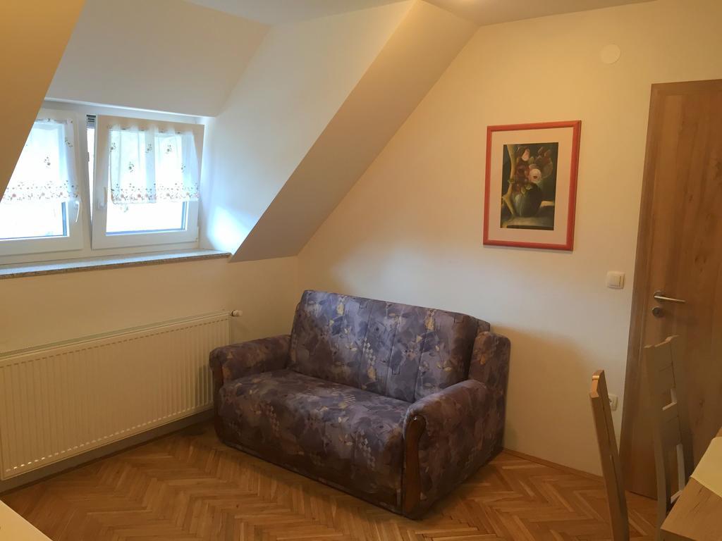 קרנייסקה גורה Apartmaji In Sobe Tina מראה חיצוני תמונה