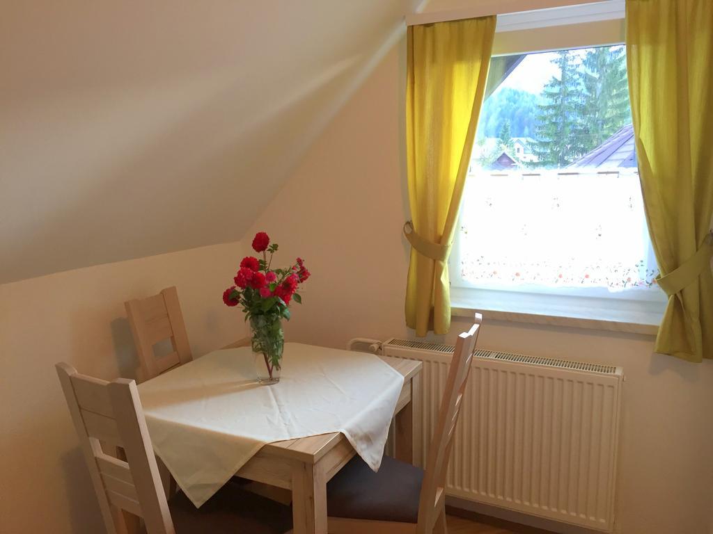 קרנייסקה גורה Apartmaji In Sobe Tina מראה חיצוני תמונה