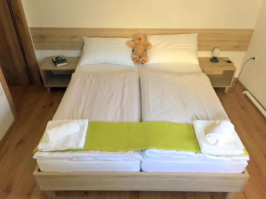 קרנייסקה גורה Apartmaji In Sobe Tina מראה חיצוני תמונה