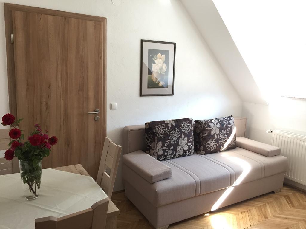 קרנייסקה גורה Apartmaji In Sobe Tina מראה חיצוני תמונה